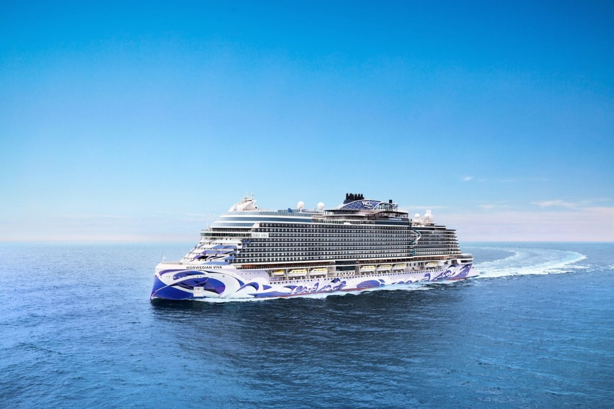 Norwegian Viva Turns Around After Crew Member Goes Overboard