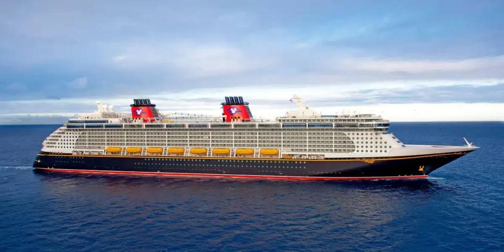 Disney Fantasy sailing on the ocean.